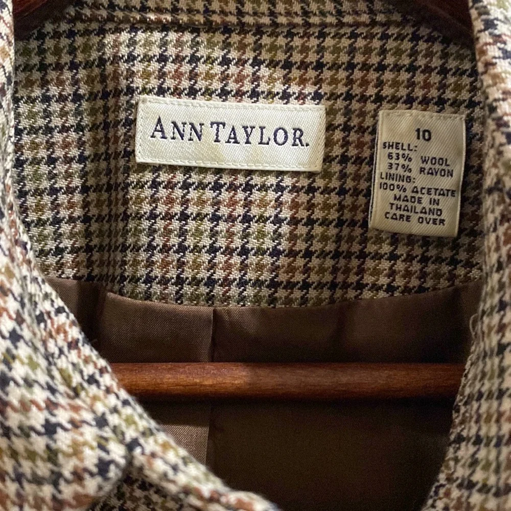 Jacket - Picture 4 of 4